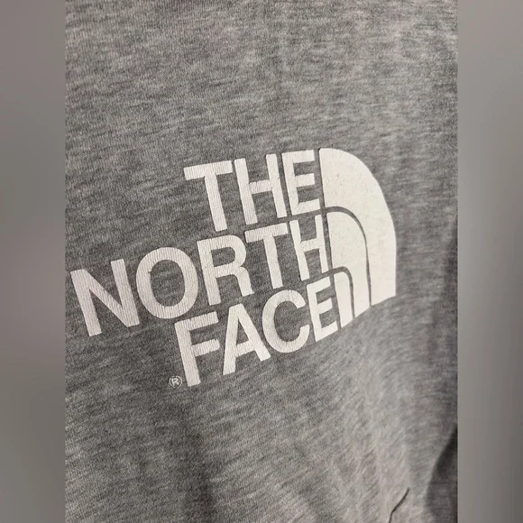 North Face Boys Graphic Hoodie - Picture 4 of 5